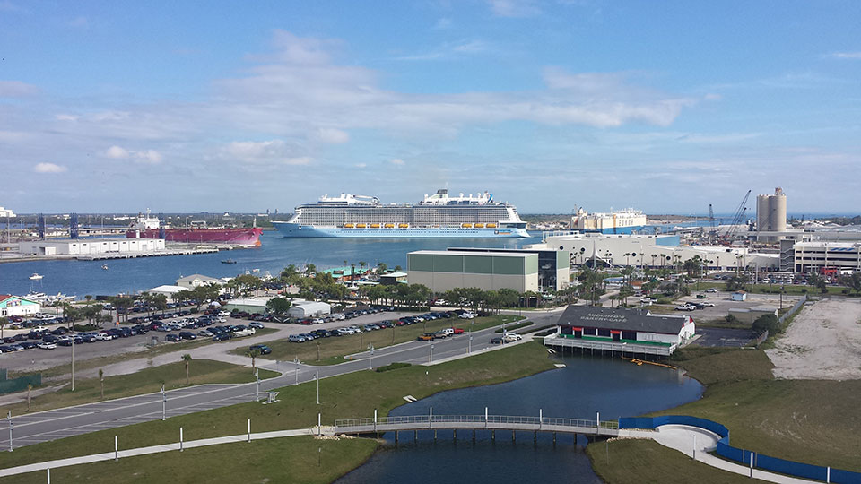Port Canaveral - terminal 1